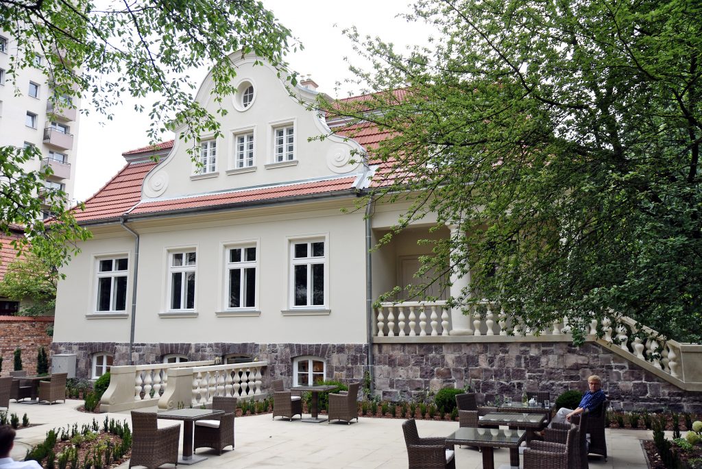 Restauracja z ogrodem Kraków Krowodrza Willa Fryderyka